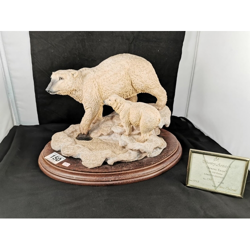 150 - Country Artists spring thaw limited edition Polar Bear Figurine with its C.O.A. 170/850
33cm long 23... 