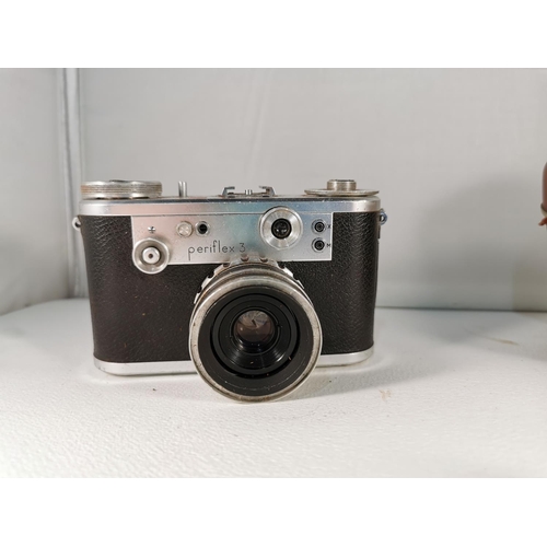 114 - Rare Corfield Periflex 3 camera with a Lumax 2.8 45mm lens with its original leather case in good co... 