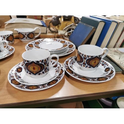 93 - 21 piece vintage Midwinter tea set