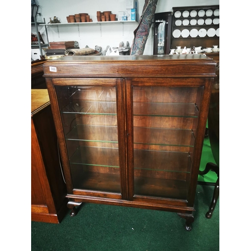 366 - Solid mahogany glazed two door three glass shelves cabinet lockable with key illuminated 120cm high,... 