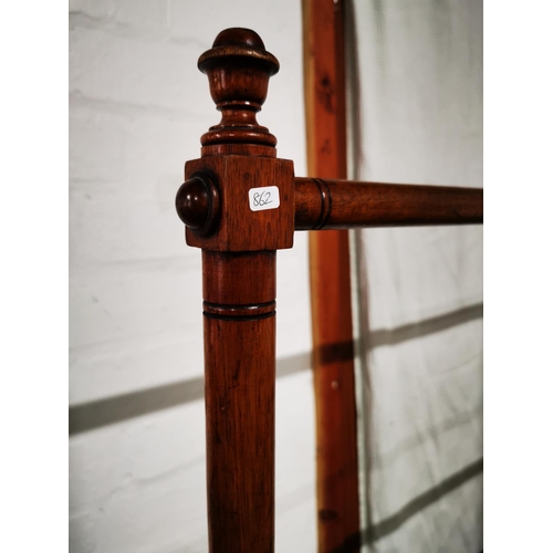 380 - Fine quality solid mahogany George III period 4 bar towel rail standing 158cm high, 90cm wide, 36.5c... 