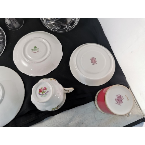 146 - four pieces of good quality crystal glassware inc a Thomas Webb bowl and four cups & saucers inc Roy... 