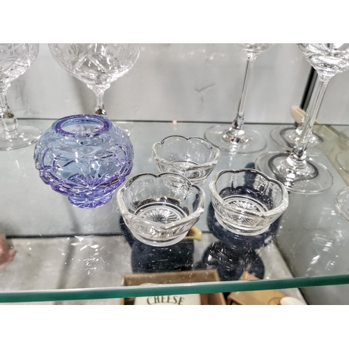 245 - Quantity of crystal glassware inc 5 whiskey tumblers three etched thistle glasses 6 large wine glass... 