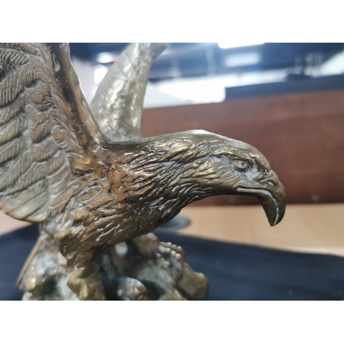 265 - Large solid bronze cast Eagle figure height of 25cm width of 22cm 4.1kg total weight