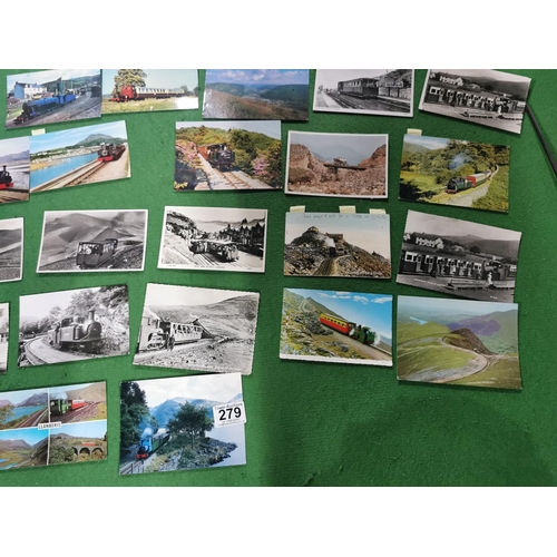 279 - Large quantity of vintage and antique postcards all relating to trains and railways