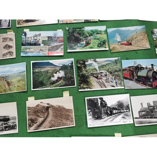 279 - Large quantity of vintage and antique postcards all relating to trains and railways