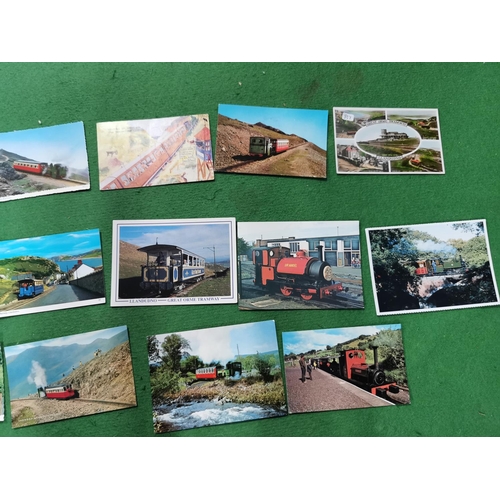 279 - Large quantity of vintage and antique postcards all relating to trains and railways