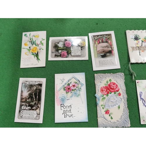 280 - Quantity of 25 vintage ornate greeting cards