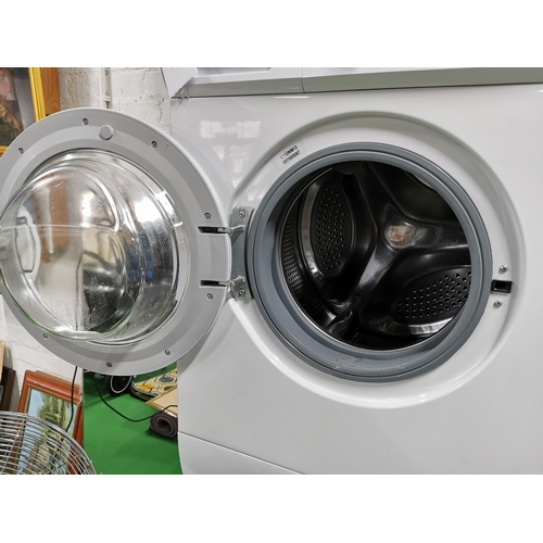 324 - Logik L712WM13 7kg washing machine in good clean working condition