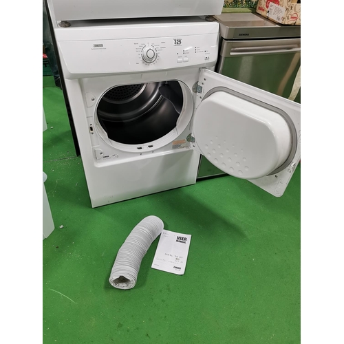 325 - Zanussi 7kg tumble dryer in good working condition