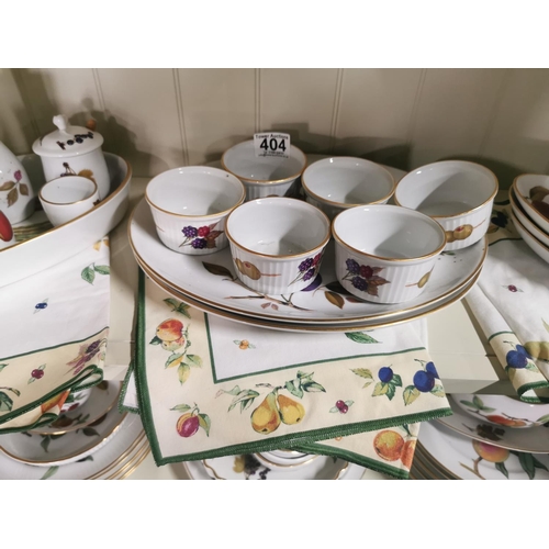 404 - A comprehensive Royal Worcester Evesham pattern dinner 76 pieces inc, tureens, placemat and coaster ... 