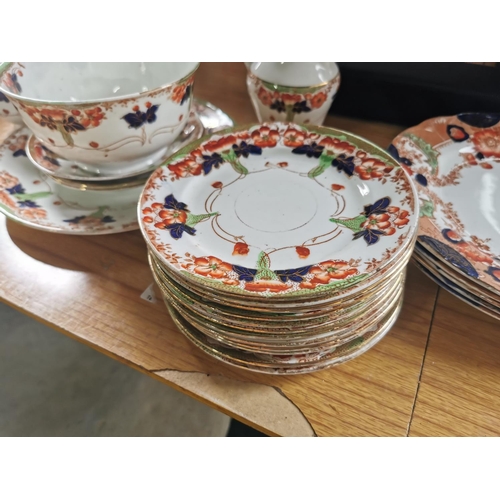 415 - Quantity of various antique tea sets inc a good quantity of Staffordshire Gawly Welsh and a quantity... 