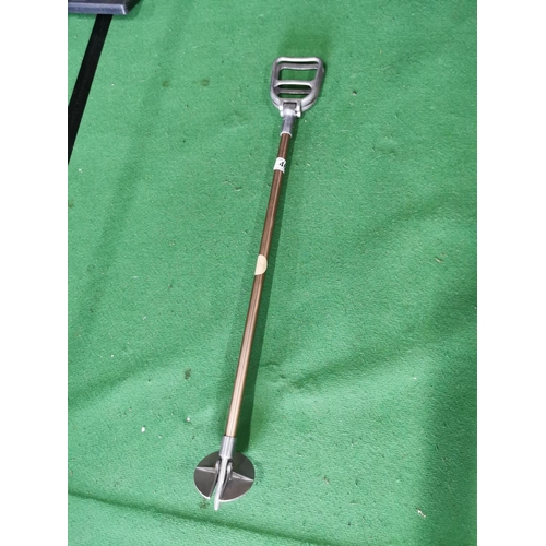 46 - The Featherwate shooting stick in good condition