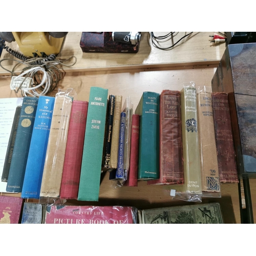 89 - Quantity of 24 old books with a list provided