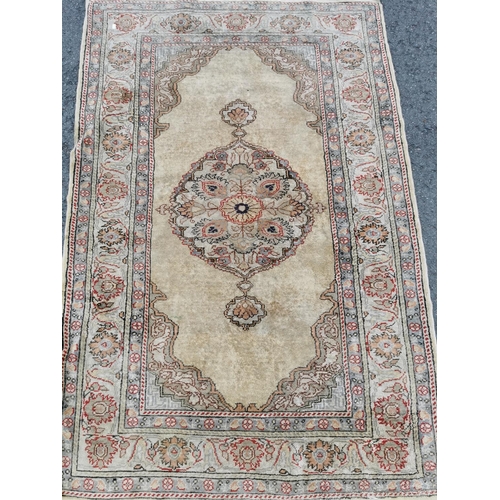 150e - Vintage hand knotted Turkish Bazaar Kayseri 100% wool rug 136cm by 91cm