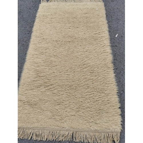 150i - Southvale 100% wool scatter rug 152cm 56cm