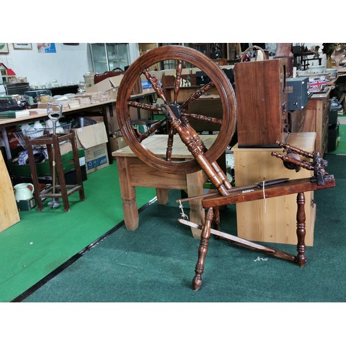 343 - Rare antique double channel spinning wheel complete in working order
stands 102 cm tall with a wheel... 