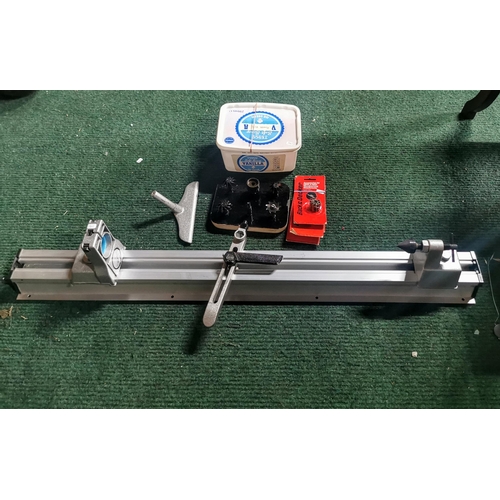 49 - Boxed swivel hand wood turning Lathe