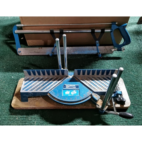 56 - Mitre saw and vice