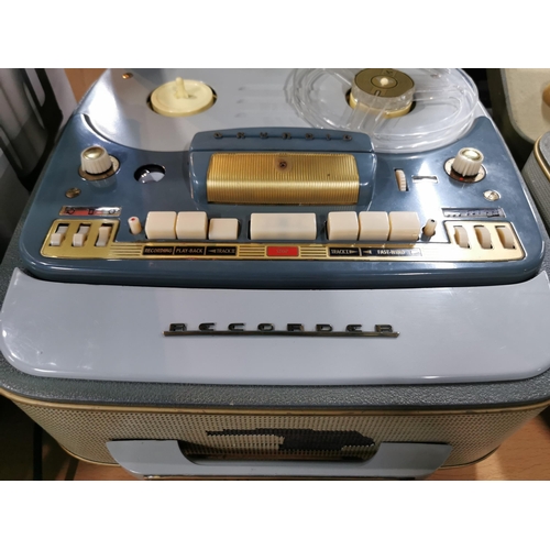 86 - Grundig recorder TK830/3D reel to reel in working order with manual