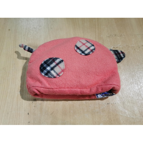 112 - Genuine moderna merino wool, pig formed tea cosy