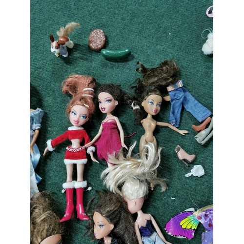 11 - Large quantity of Bratz dolls