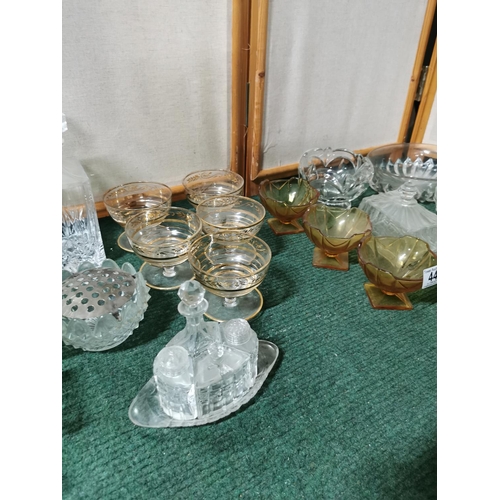44 - Large quantity of glasswear inc cut crystal etc.