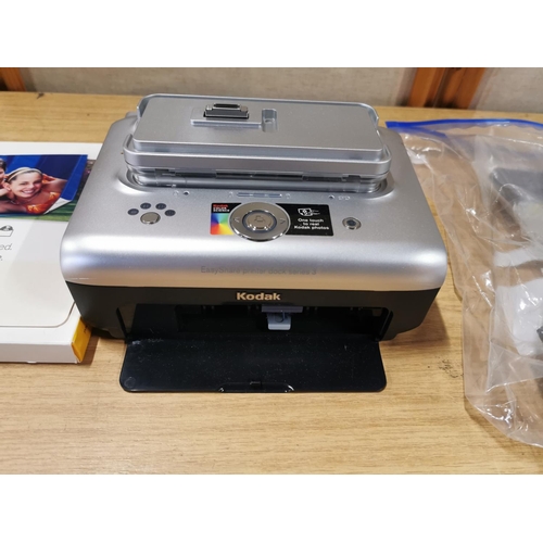 1 - Kodak Easyshare printer with dock station and ink cartridges not for this printer, in good condition... 
