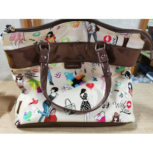 28 - 4x good named quality handbags