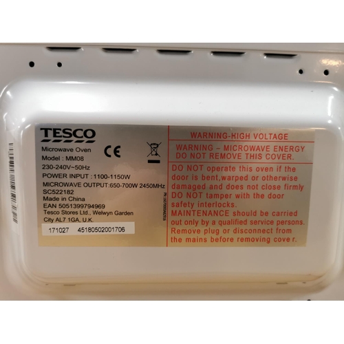 4 - 700w Tesco microwave in good clean order
