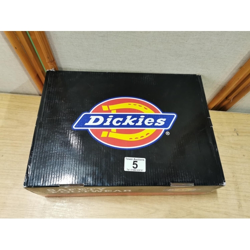 5 - Pair of Dickies Safety/hiker boots UK size 10, Brand new
