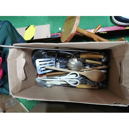 55 - Very large quantity of kitchenalia, homeware items, china etc