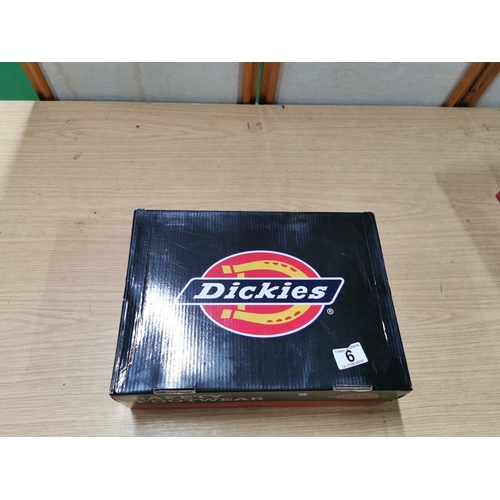 6 - Pair of Dickies Safety/hiker boots UK size 10, Brand new