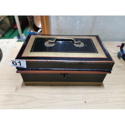 Lot 61        