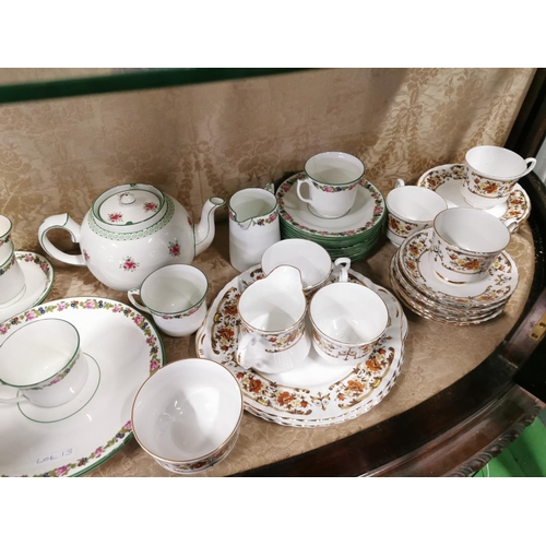 13 - 2x tea sets by Wedgewood and Royal Stafford 