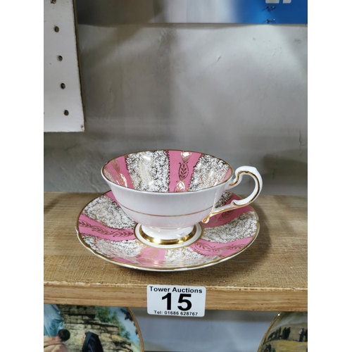 15 - 3x Paragon cup and saucers with a gild design