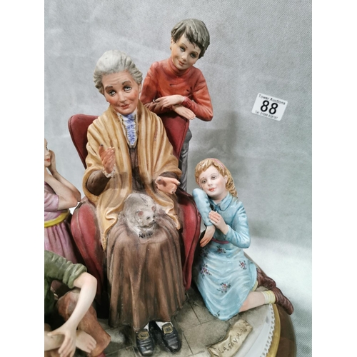 88 - Capodimonte figurine - A Calle La Favola - The Fairytale grandmother children - Italy - in very good... 