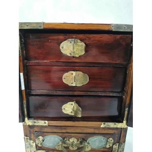 76 - Good vintage Chinese lacquered wood jewellery box cabinet with carved jade panels to the front and s... 