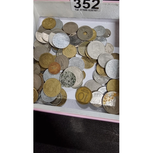 352 - Quantity of various vintage coins from around the world