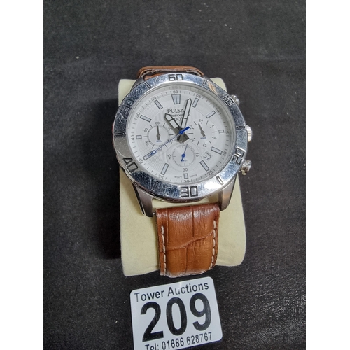 209 - Vintage Pulsar chronograph 100m gents watch quartz powered with a Japan movement tested as working b... 