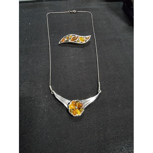 233 - Good 925 silver pendant with genuine tri coloured amber stones in the form of a flower on a 16in 925... 