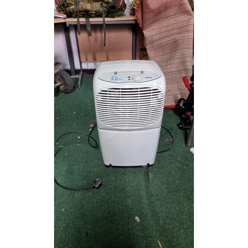 746 - Delonghi dehumidifier in good working condition