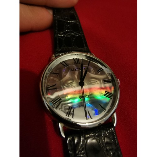 358 - Quantity of Gents & Ladies fashion watches Inc. Sekonda holographic dial watch. Brands Inc. Lorus, T... 