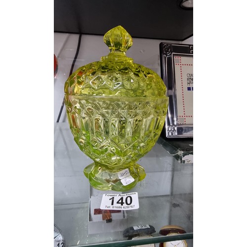 140 - Vintage Uranium glass lidded bowl in excellent condition and glows very well under UV light. Height ... 