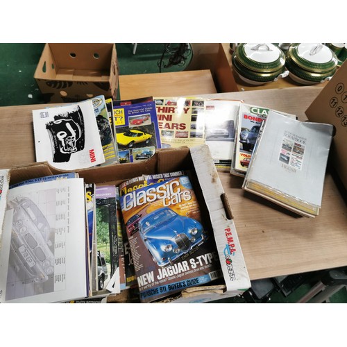 31 - Large quantity of vintage motorsport magazines mostly from the 1960's along with a large quantity of... 