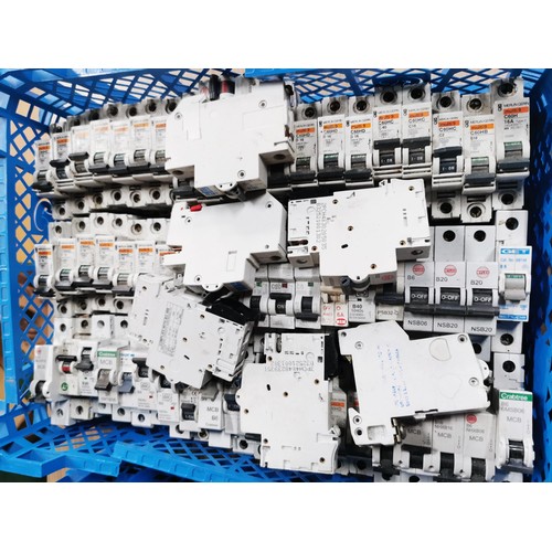 36 - 4x crates containing a very large quantity of circuit breakers along with 32x Bakerlite vintage circ... 