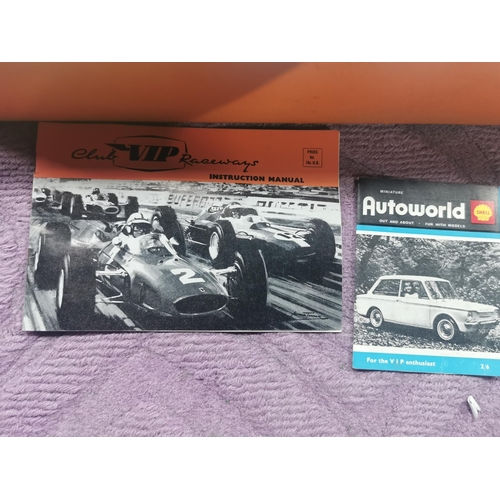 184 - Vintage VIP Raceways box with original instruction book, 2x racing cars, but missing its track. one ... 