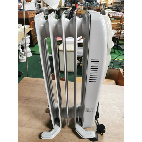 60 - Portable Igenix oil filled heater, 2x wheels are missing. 63cm height.
All proceeds go to Tools for ... 