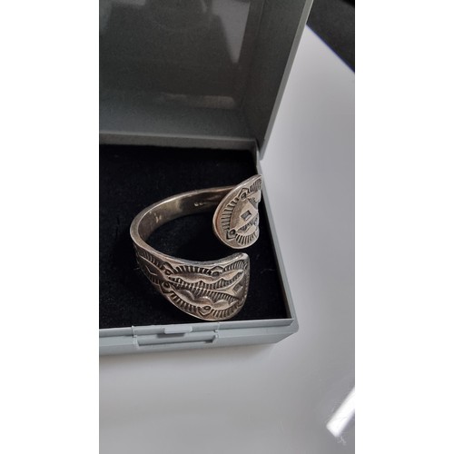 238 - Chunky 925 silver expandable ring with an Aztec engraved design. From size P & upwards. Weight 7.6g.