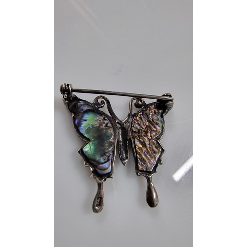 240 - Pretty vintage 925 Silver butterfly brooch inset with Abalone shell & Marcasite stones. In good cond... 